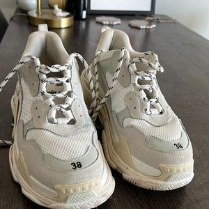 Balenciaga Triple S sneakers Size 8